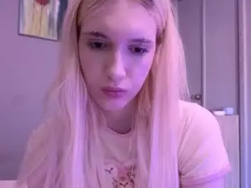Chaturbate Sex Cam of sweetcrystalll