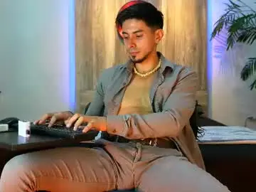 Chaturbate Sex Cam of andrew_elliot