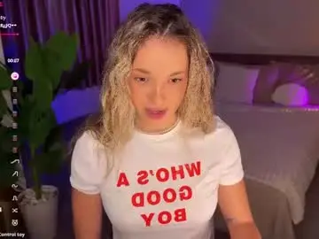 Chaturbate Free Porn Cam of evielina