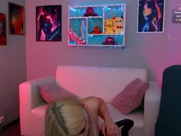 Chaturbate Free Porn Cam of linaa_dolly