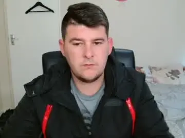Chaturbate Live Sex Cam of brendansexyboy098754