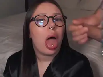 Chaturbate Nude Webcam of hot_crystals