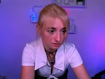 Chaturbate Watch Live Sex Cams of misskaraa