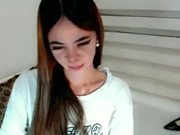 Chaturbate Live Sex Cam of mysticofcum22
