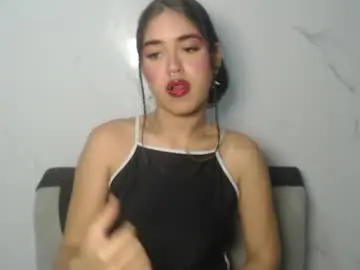 Chaturbate Live Sex Cam of melody_phillips2