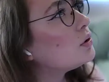 Chaturbate Free Porn Cam of elsasquirt