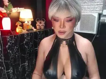 Chaturbate Free Porn Cam of hugecockchristine
