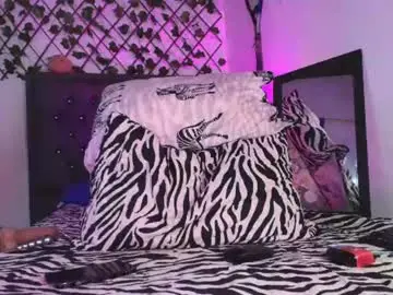 Chaturbate Live Porn of maxi_and_evan
