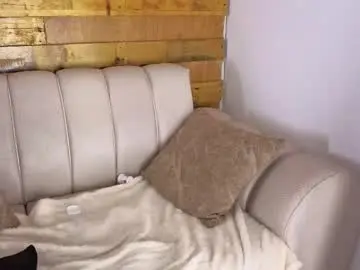 Chaturbate Live Sex Cam of hotu_69