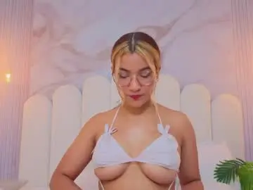 Chaturbate Free Porn Cam of evaa_honey