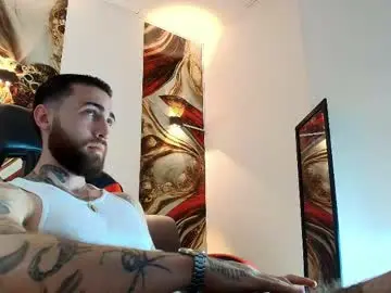 Chaturbate Free Porn Cam of luke_davis01