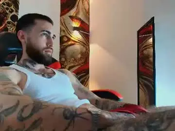 Chaturbate Live Porn of luke_davis01