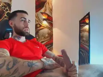 Chaturbate Live Sex Cam of luke_davis01