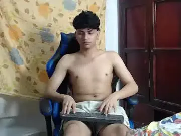Chaturbate Watch Live Sex Cams of alice_julls