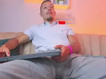 Chaturbate Free Porn Cam of master_orion