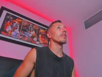 Chaturbate Live Sex of master_orion