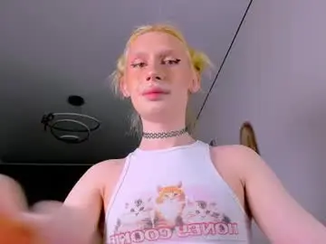 Chaturbate Adult Webcams of mikaella_nicole