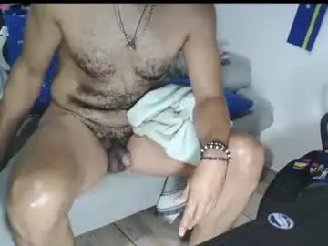 Chaturbate Live Sex Cam of latinmartin254