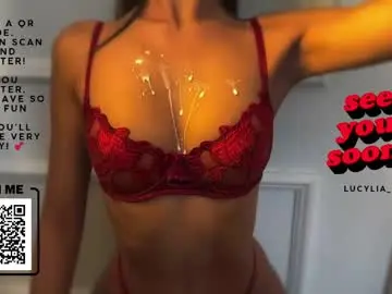 Chaturbate Private Sex Chat of lucylia_
