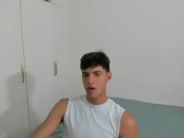 Chaturbate Best live sex cam show of lucacosta19
