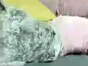 Chaturbate Live Sex Cam of meybel