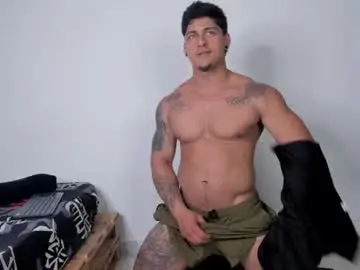 Chaturbate Free Porn Cam of ryanwhite3