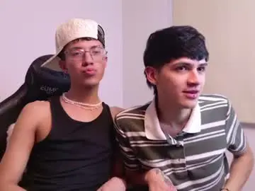 Chaturbate Live Porn of thiago_n_sam