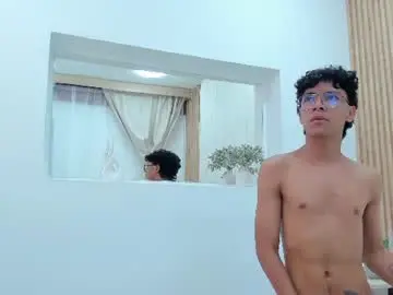 Chaturbate Free Porn Cam of adams_bobby