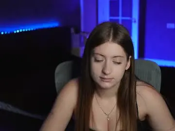 Chaturbate Best live sex cam show of emilyyboo