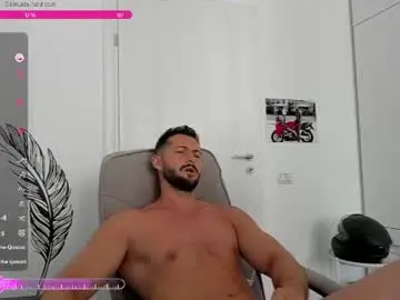 Chaturbate Live Porn of hard_chriss