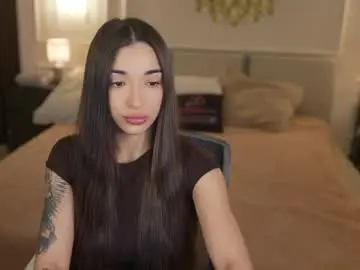 Chaturbate Nude Webcam of kira0541