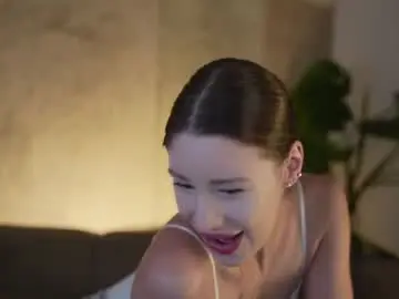 Chaturbate Free Porn Cam of kira0541