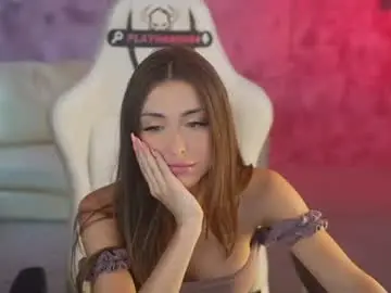 Chaturbate Live Sex Cam of kira0541