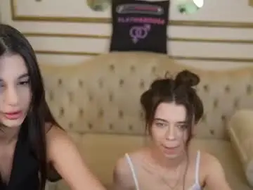 Chaturbate Live Porn of kira0541