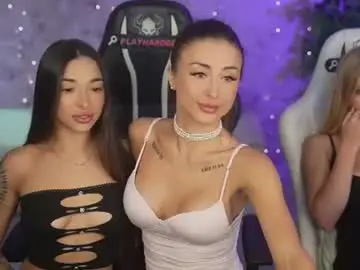 Chaturbate Watch Live Sex Cams of kira0541