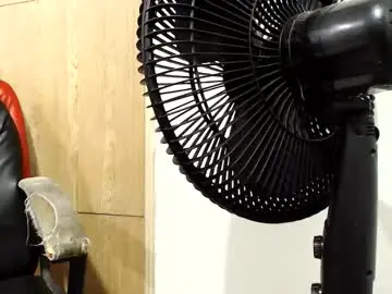Chaturbate Best live sex cam show of kylie_switch