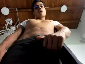Chaturbate Live Porn of thiagovega_