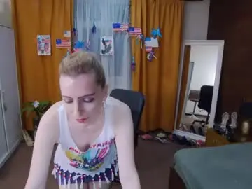 Chaturbate Best live sex cam show of evelynreagan