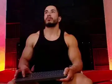 Chaturbate Live Sex Cam of zanemaverick