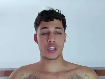 Chaturbate Live Sex of orionblaze69_