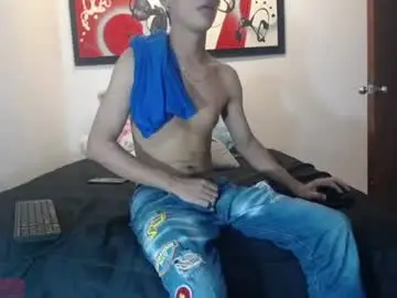 Chaturbate Nude Webcam of andrescoll25