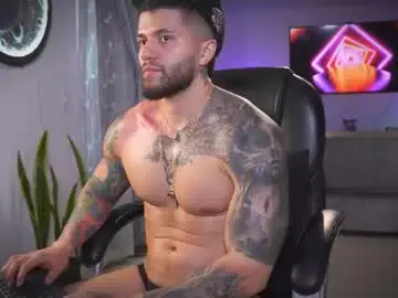 Chaturbate Best live sex cam show of frankfarrellx