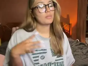 Chaturbate Live Sex Cam of immahawaii