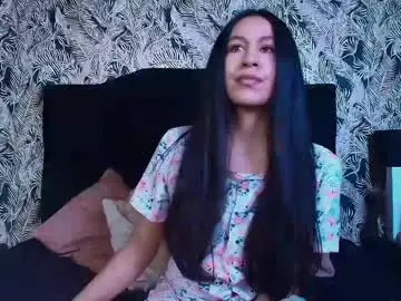 Chaturbate Free Live Porn of emigomez_