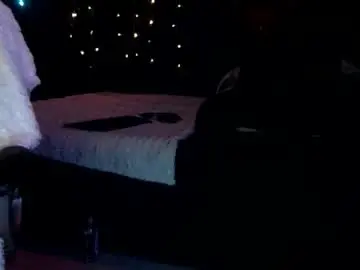 Chaturbate Live Sex Cam of maskddcouple