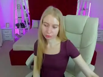 Chaturbate Adult Video Chat of alina__blonde