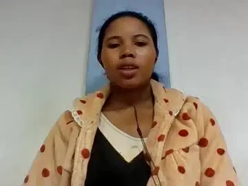 Chaturbate Nude Webcam of alydie7