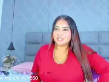 Chaturbate Live Sex Cam of emilyy_r