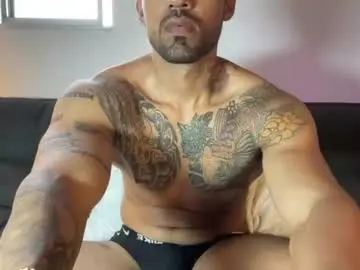 Chaturbate Free Porn Cam of myke_esthetic