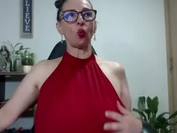 Chaturbate Live Sex Cam of womanhornyx